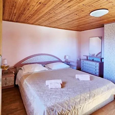 Beautiful Casa Milena With Pool In Visnjan Villa
