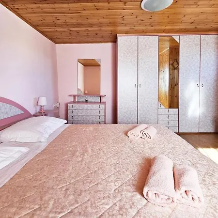 Beautiful Casa Milena With Pool In Visnjan Stuti